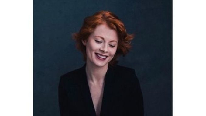 English actress Emily Beecham Dating anyone at the moment? What about her Past Affairs?
