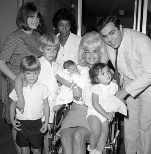 Tony Cimber with his dad Matt Cimber late mom Jayne Mansfield and his brothers and sisters 