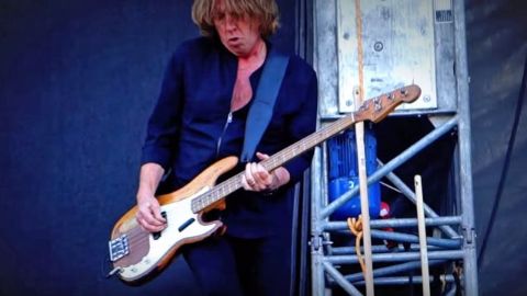 Jeff Pilson maintains his personal life