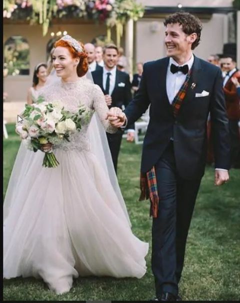 Lachlan Gillespie and Emma Watkins dated each other for 2 years.