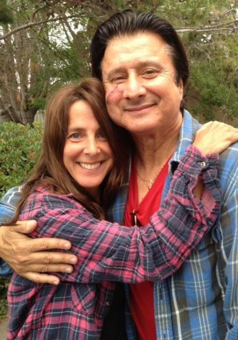 Steve Perry live happily with his partner until her death.