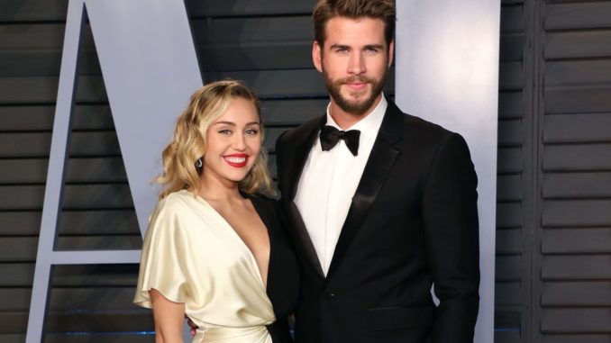 Miley Cyrus Wiki, Wedding, Net Worth, Married, Sister, Marriage, Brother