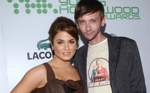 Dj Qualls was previously dating the famous American actress, Nikki Reed.