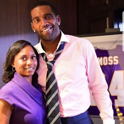 Randy Moss with wife
