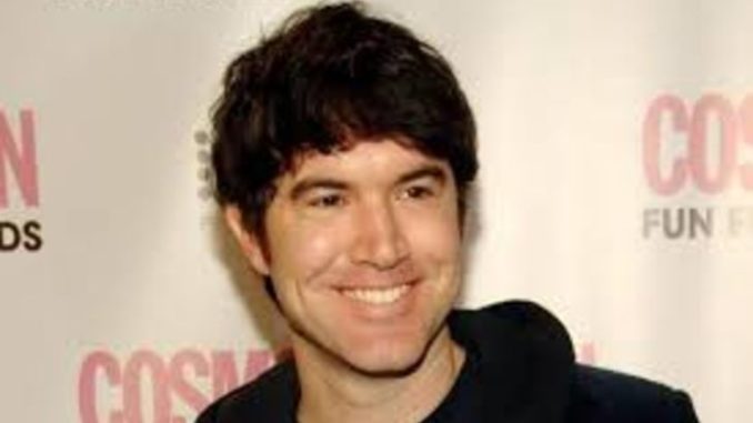 Tom Anderson sold Myspace in 2005 for $580 million. Source: Wealthypersons