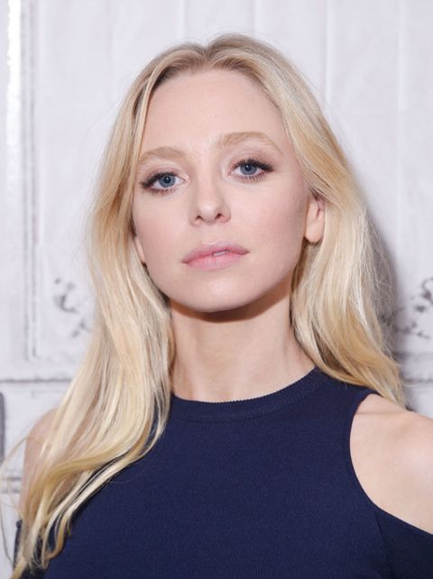 Portia Doubleday giving a pose in an event.