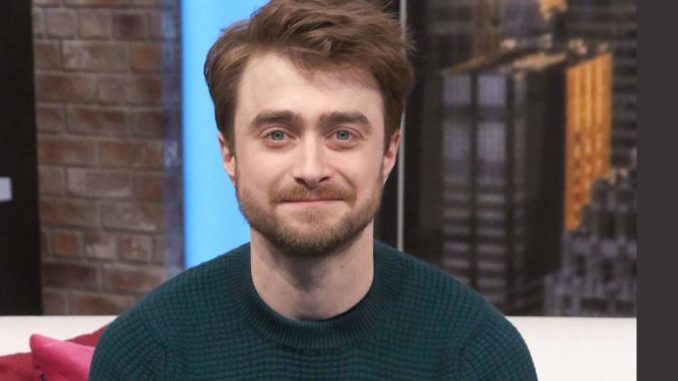 Daniel Radcliffe Bio, Wiki, Age, Family, Movies, Meme, Career, Girlfriend, Wife, Net Worth, Salary, Height, New Show Instagram, Harry Potter