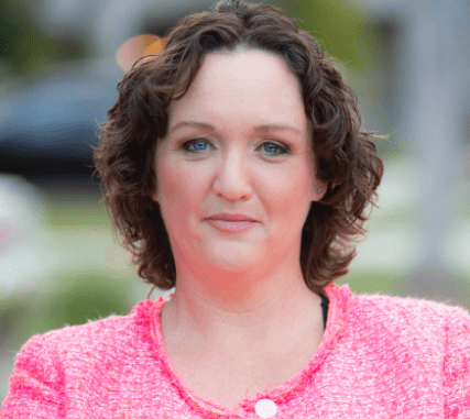 Katie Porter Net Worth 2020, Salary, Husband, Election, Congress, Biography, Wiki