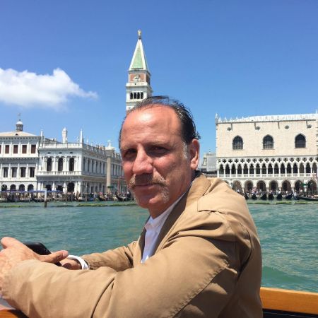 Nick Sandow enjoying his vacation in Venice